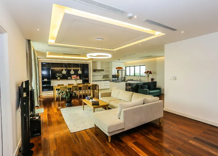 Hnc Premier Hotel & Residences